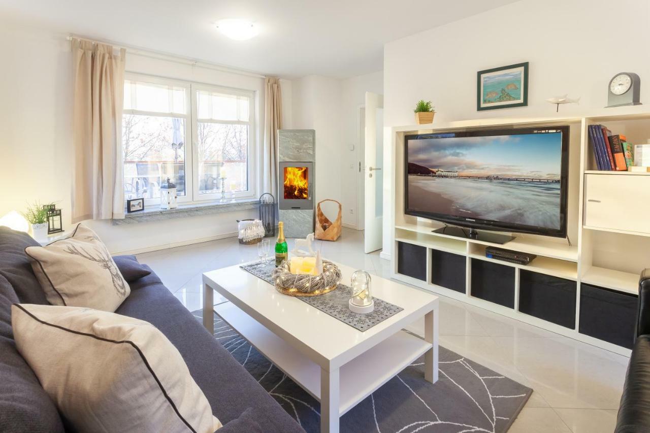 Strandhaus Manatee Mit Sauna Und Kamin Sellin  Extérieur photo